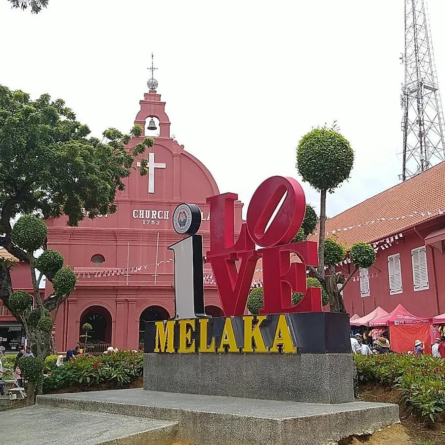 Alimama Guesthouse Melaka With Balcony